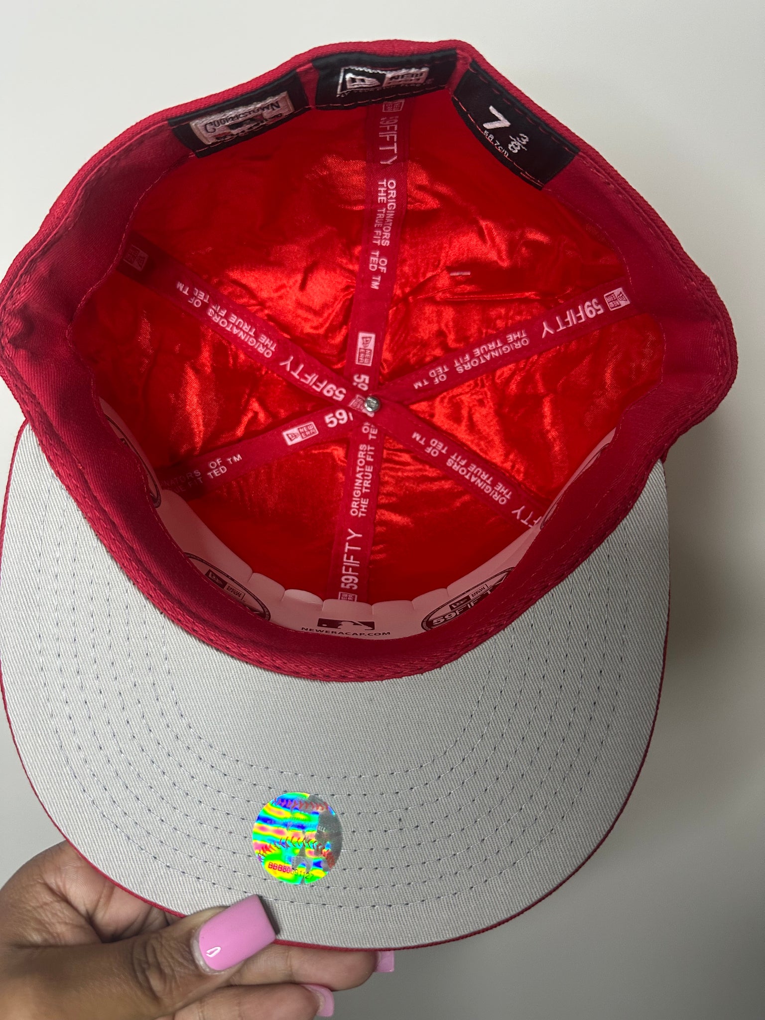 Red long horn fitted